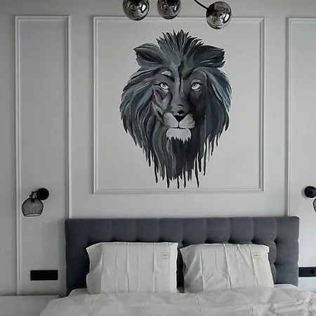 Lion's Gate *