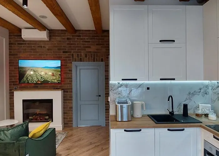 Apartment Lion's Gate *